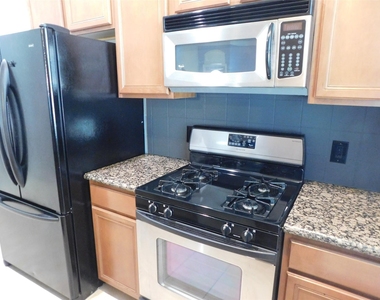 2615 Starboard Point Drive - Photo Thumbnail 12