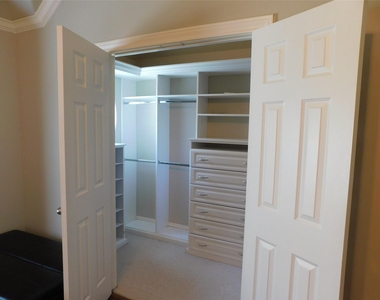 2615 Starboard Point Drive - Photo Thumbnail 18