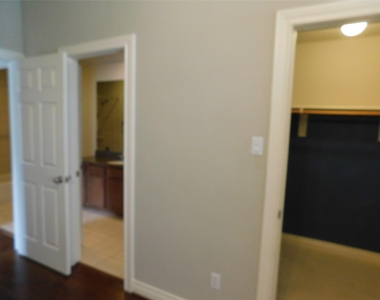 2615 Starboard Point Drive - Photo Thumbnail 30