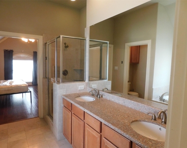 2615 Starboard Point Drive - Photo Thumbnail 20