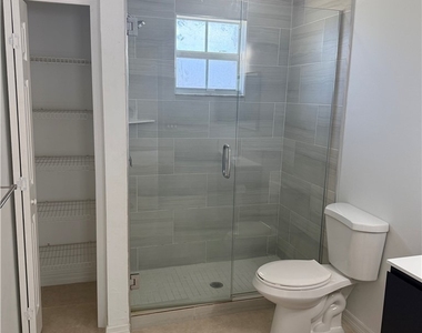 2916 7th Street Sw - Photo Thumbnail 4