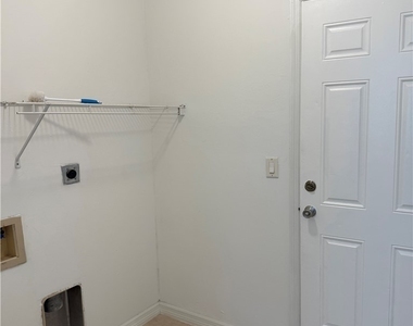 2916 7th Street Sw - Photo Thumbnail 12
