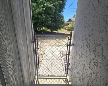 18448 Iris Road - Photo Thumbnail 15
