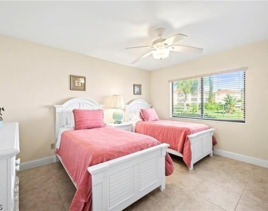 11170 Caravel Circle - Photo Thumbnail 7
