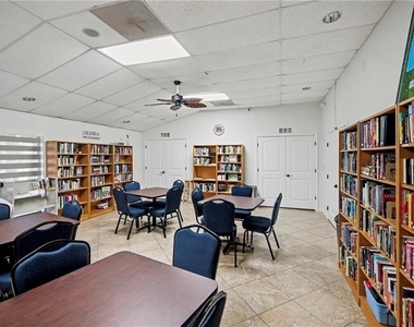 11170 Caravel Circle - Photo Thumbnail 11