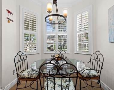 2295 Carrington Court - Photo Thumbnail 3
