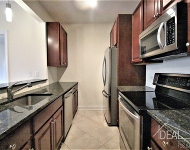 101 Clinton Street - Photo Thumbnail 8
