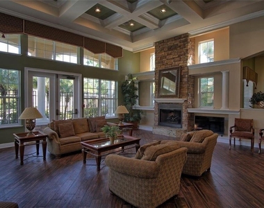 10203 Courtney Palms Boulevard - Photo Thumbnail 2