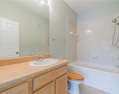 10203 Courtney Palms Boulevard - Photo Thumbnail 11