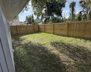 935 17th Avenue S - Photo Thumbnail 12