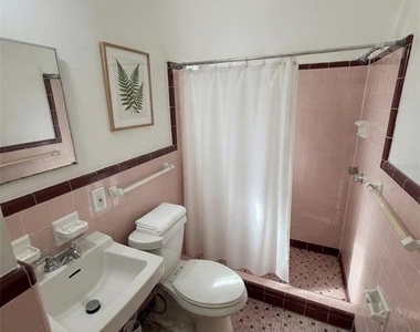 935 17th Avenue S - Photo Thumbnail 6