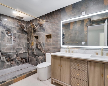 4029 13th Avenue S - Photo Thumbnail 16