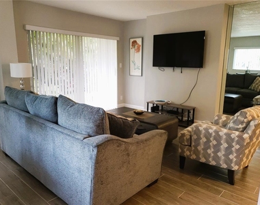 1301 Gulf Boulevard - Photo Thumbnail 10