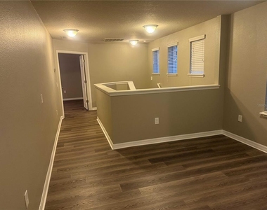 12030 Silverlake Park Drive - Photo Thumbnail 27