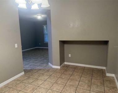 12030 Silverlake Park Drive - Photo Thumbnail 10