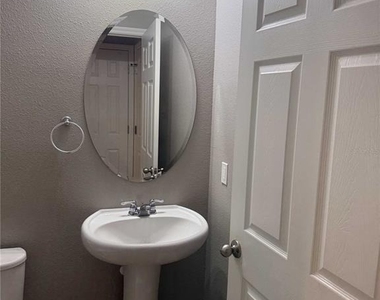 12030 Silverlake Park Drive - Photo Thumbnail 6