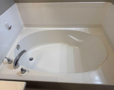 12030 Silverlake Park Drive - Photo Thumbnail 16
