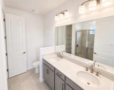 994 Teal Creek Drive - Photo Thumbnail 2