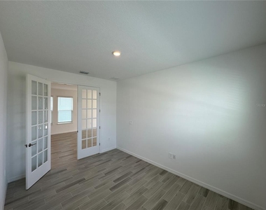 994 Teal Creek Drive - Photo Thumbnail 26