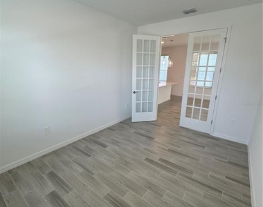 994 Teal Creek Drive - Photo Thumbnail 27