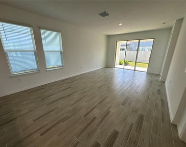 994 Teal Creek Drive - Photo Thumbnail 32