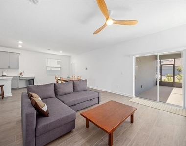 9715 Introduction Way - Photo Thumbnail 7