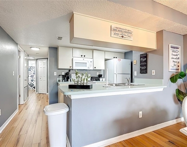 2753 N Poinciana Boulevard - Photo Thumbnail 10