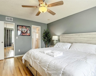 2753 N Poinciana Boulevard - Photo Thumbnail 24