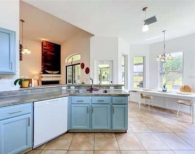 2125 Emerald Green Circle - Photo Thumbnail 25