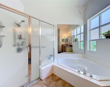 2125 Emerald Green Circle - Photo Thumbnail 39