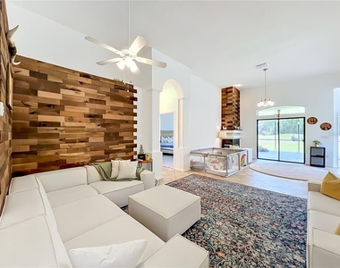 2125 Emerald Green Circle - Photo Thumbnail 11