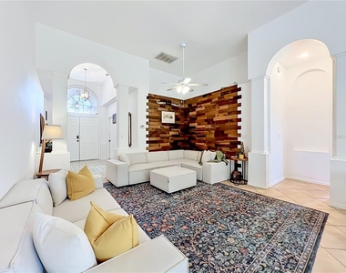 2125 Emerald Green Circle - Photo Thumbnail 13