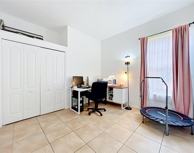 2125 Emerald Green Circle - Photo Thumbnail 30