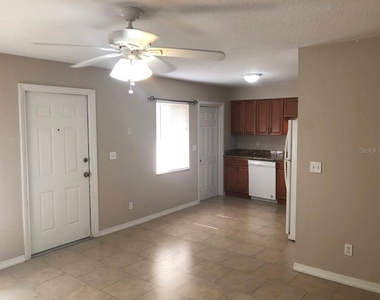 1419 Davidson Street - Photo Thumbnail 1
