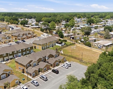 623 Coconut Palm Way - Photo Thumbnail 20