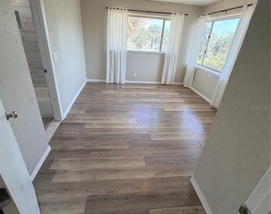 538 Revilo Boulevard - Photo Thumbnail 25