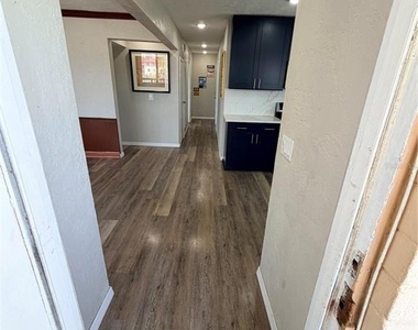 538 Revilo Boulevard - Photo Thumbnail 8