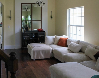 12927 Boggy Pointe Drive - Photo Thumbnail 4