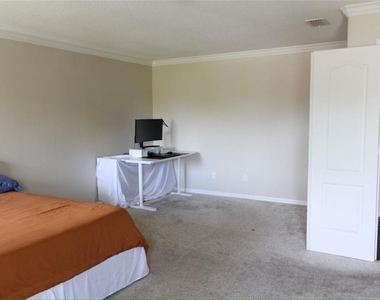 12927 Boggy Pointe Drive - Photo Thumbnail 19