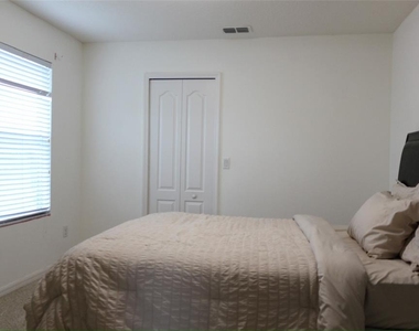 12927 Boggy Pointe Drive - Photo Thumbnail 35