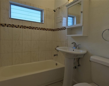 3108 Whiting Lane - Photo Thumbnail 15