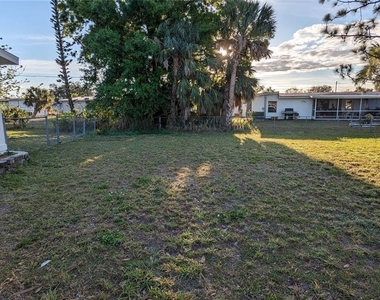 3108 Whiting Lane - Photo Thumbnail 5