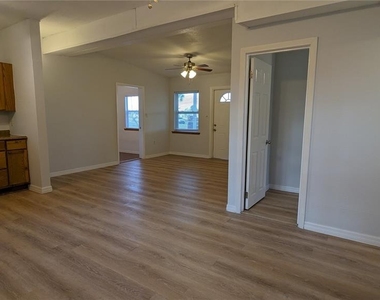 3108 Whiting Lane - Photo Thumbnail 14