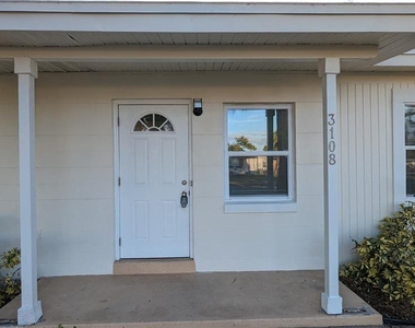 3108 Whiting Lane - Photo Thumbnail 4