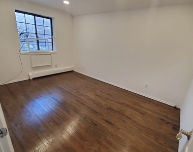 81-18 138th Street - Photo Thumbnail 9