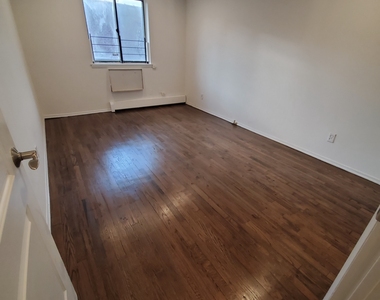 81-18 138th Street - Photo Thumbnail 10