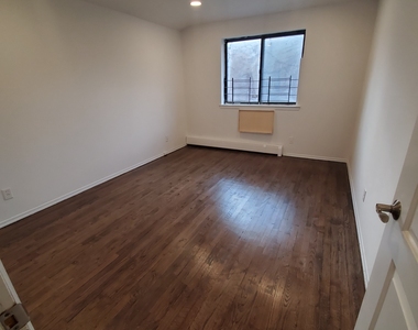 81-18 138th Street - Photo Thumbnail 7