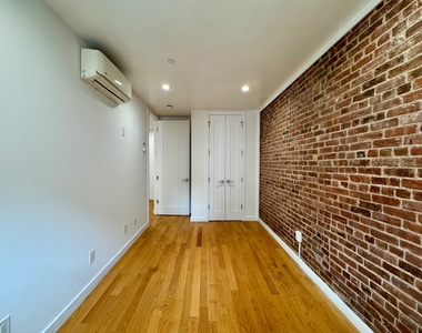 255 West 139th Street - Photo Thumbnail 5