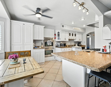 329 Sereno Dr Drive - Photo Thumbnail 6