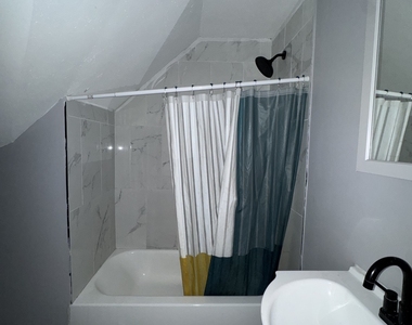 232 View Street - Photo Thumbnail 7